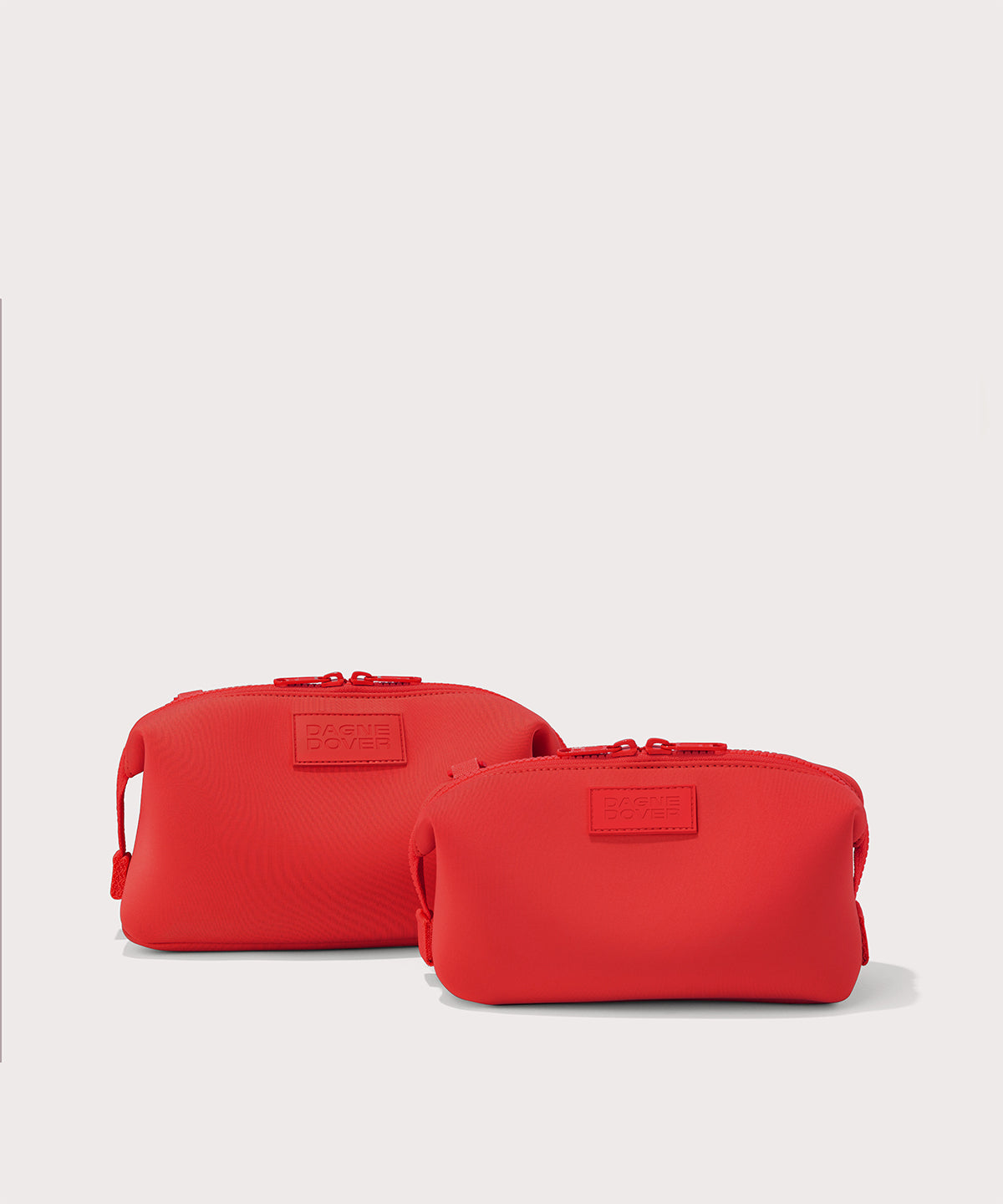 Hunter Toiletry Bag in Cherry. Small - Image 3