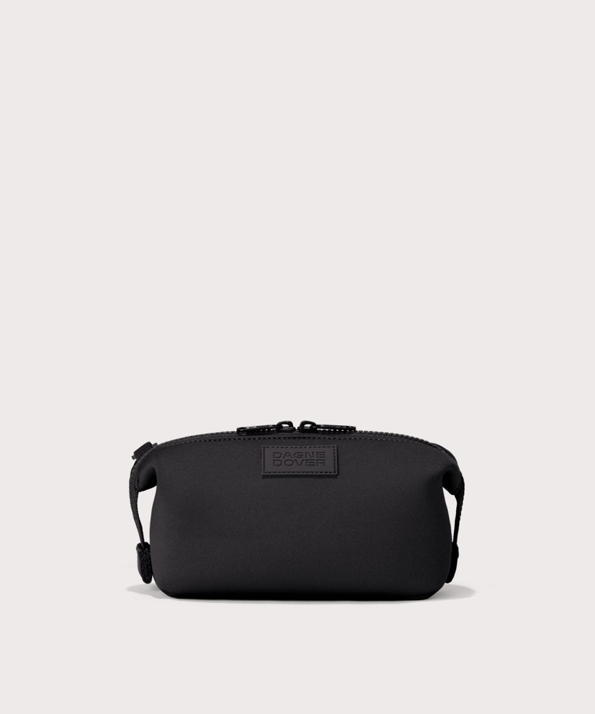 Hunter Toiletry Bag in Onyx. Small