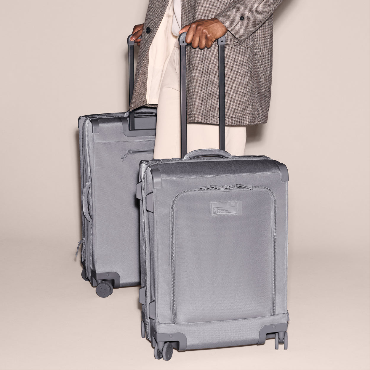 Sydney Checked Luggage in Ash. Larger - 28.5 inch - Image 10
