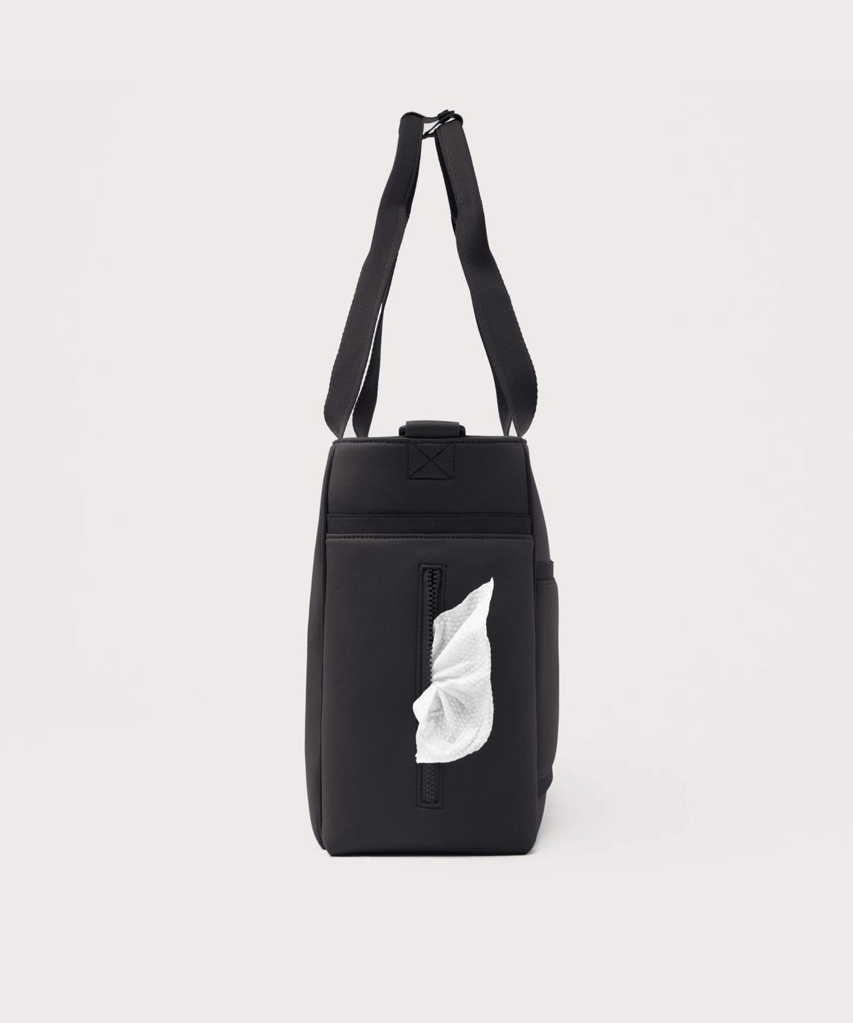 Wade Diaper Tote in Onyx - Image 6